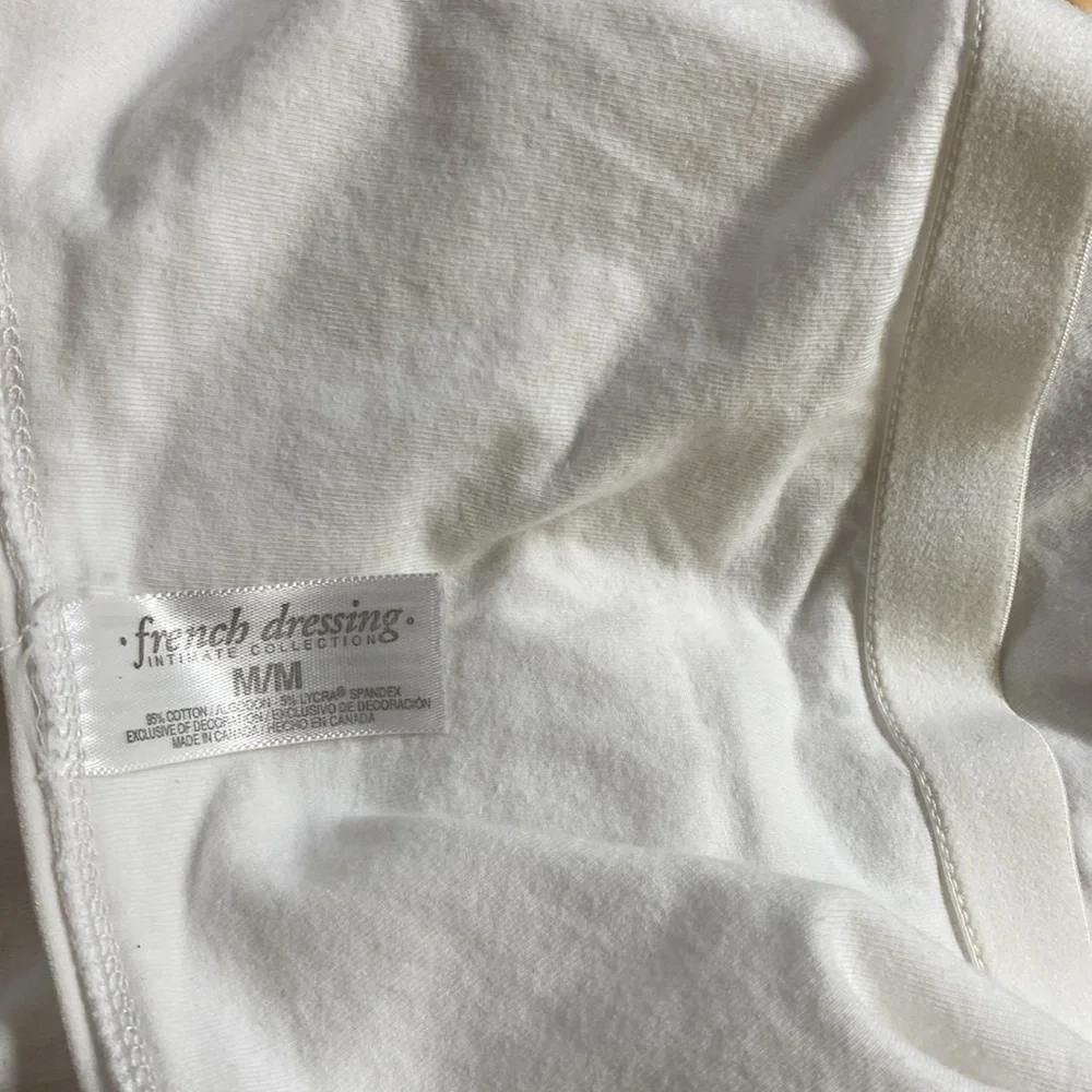 2 tank tops black and white size M - Picture 6 of 6